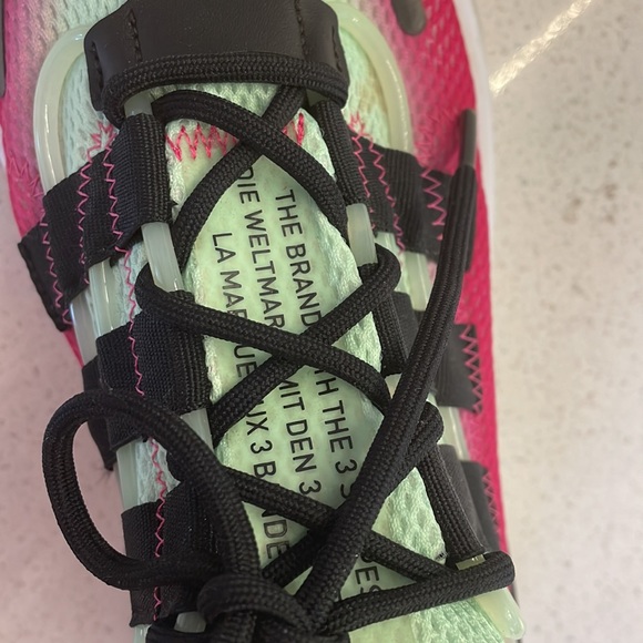 Adidas sneakers - Picture 6 of 7